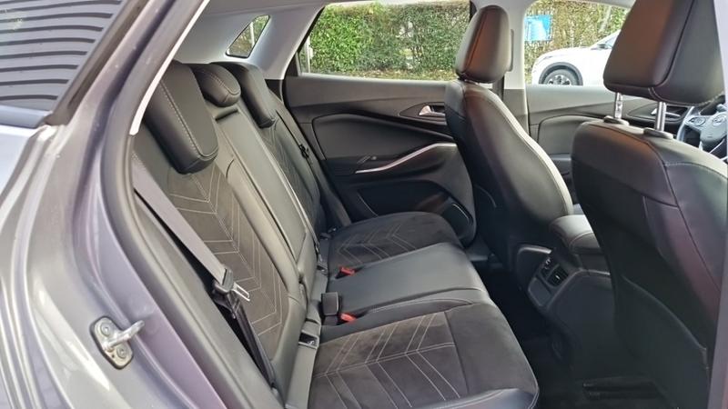 Opel grandland 1.5 Diesel 130 Ch Bva8 Ultimate