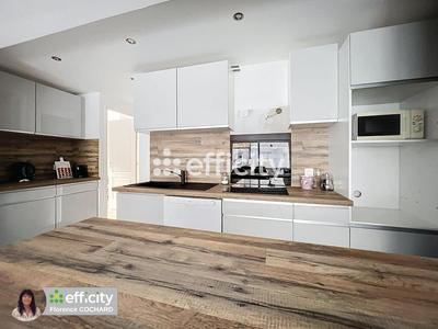 Appartement - 100 m² - 4 pièces