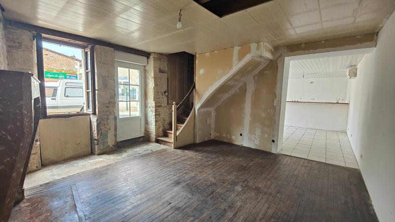 Maison - 90 m² - 4 pièces