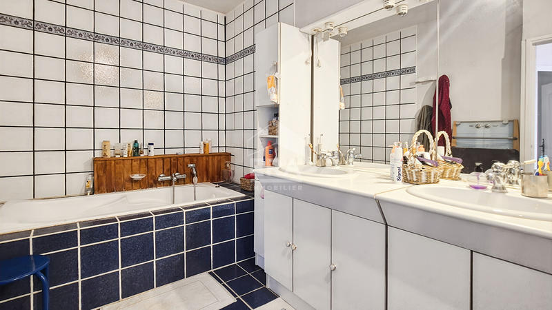 Maison - 130 m² - 5 pièces