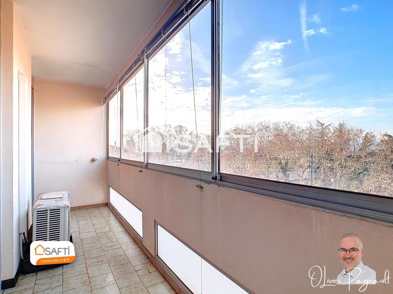 Appartement - 90 m² - 4 pièces