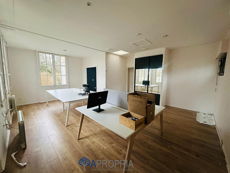 Bureau - 120 m²