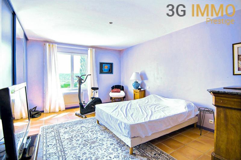 Bastide - 245 m² - 6 pièces