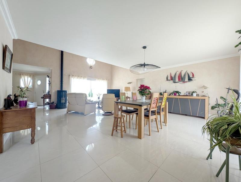 Maison - 175 m² - 5 pièces