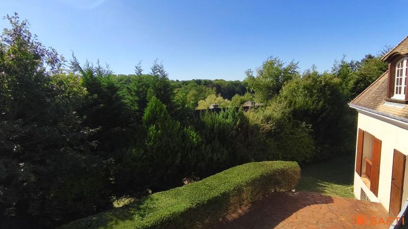 Villa - 173 m² - 9 pièces