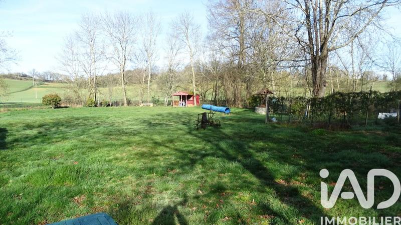 Maison - 205 m² - 6 pièces