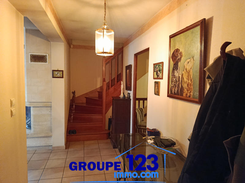 Maison - 199 m² - 5 pièces