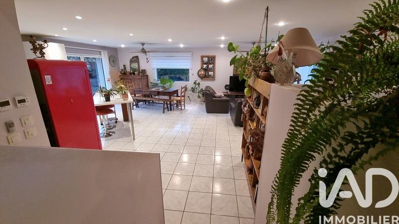 Maison - 122 m² - 6 pièces