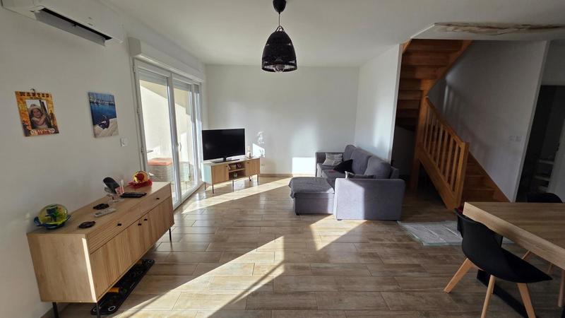 Villa - 90 m² - 4 pièces