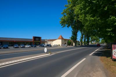 Local commercial - 310 m²