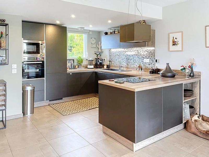 Appartement - 92 m² - 4 pièces