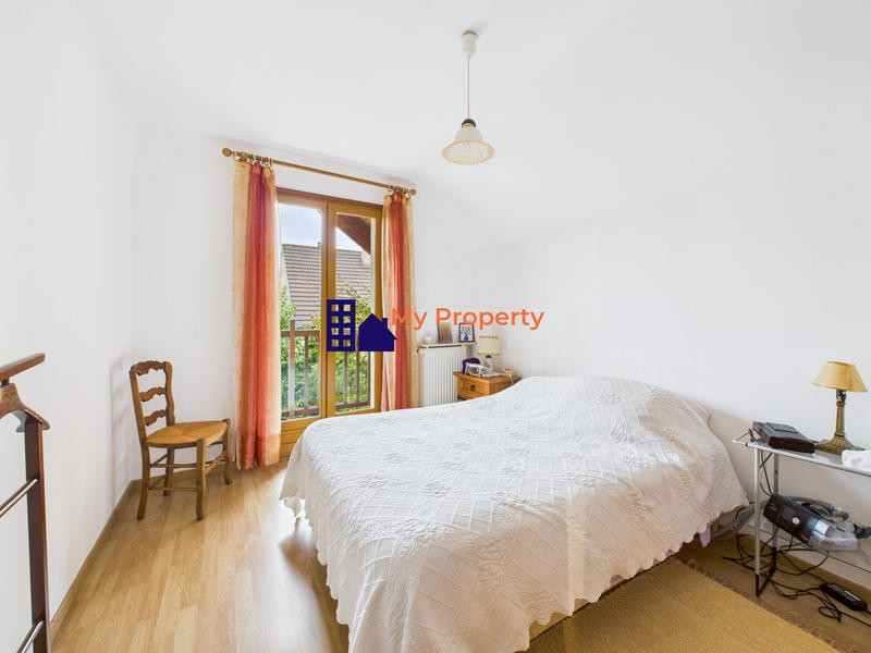 Maison traditionnelle - 102 m² - 5 pièces