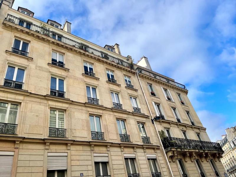 Studio - 10 m² - 1 pièce