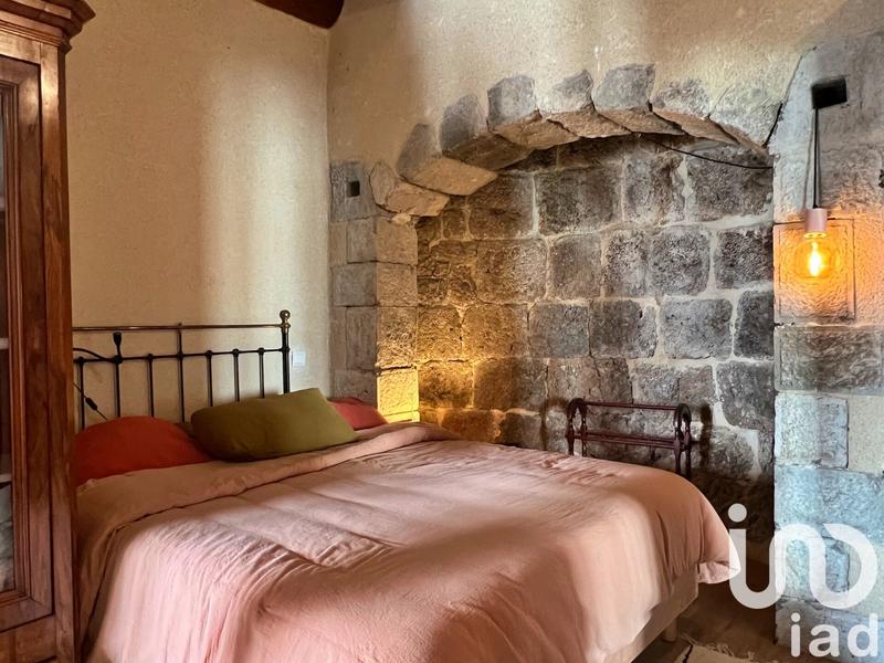 Maison - 246 m² - 8 pièces