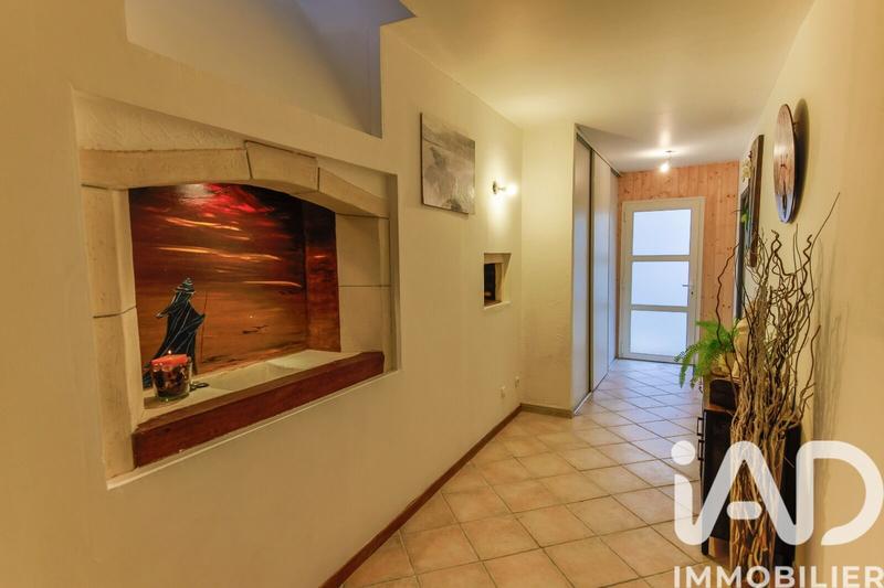 Maison de village - 180 m² - 7 pièces