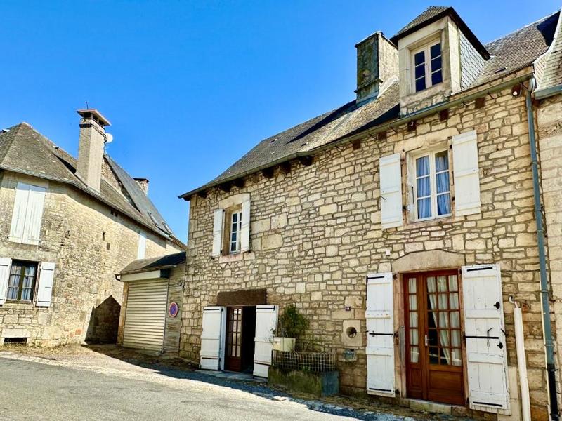 Maison - 154 m² - 9 pièces