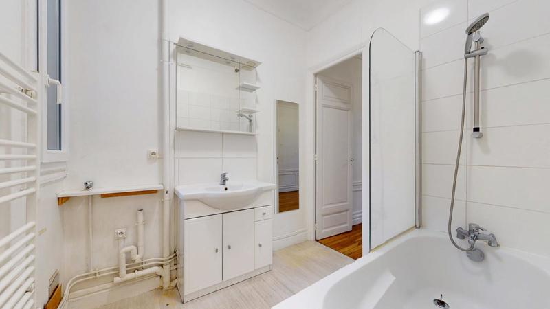 Appartement - 101 m² - 5 pièces