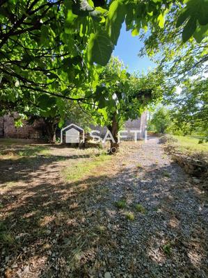 Maison - 123 m² - 8 pièces