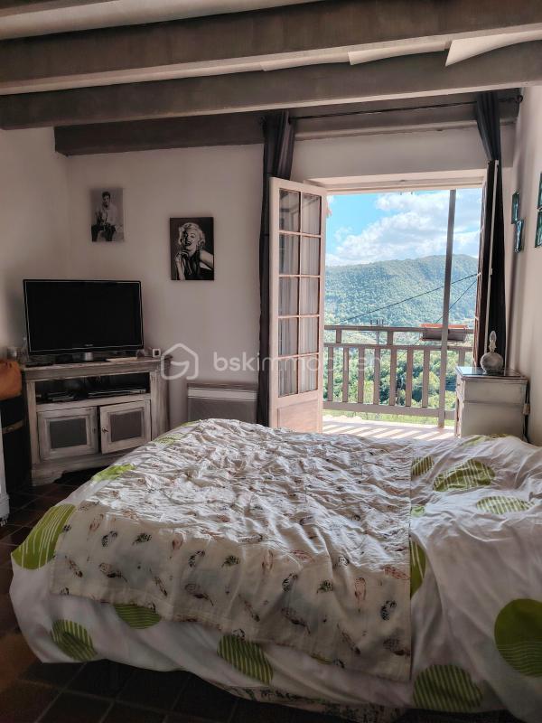 Maison - 112 m² - 4 pièces