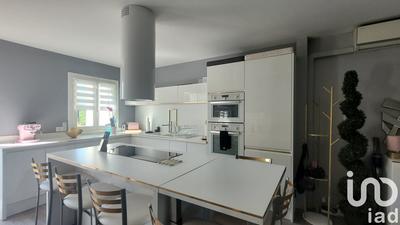 Maison - 143 m² - 5 pièces