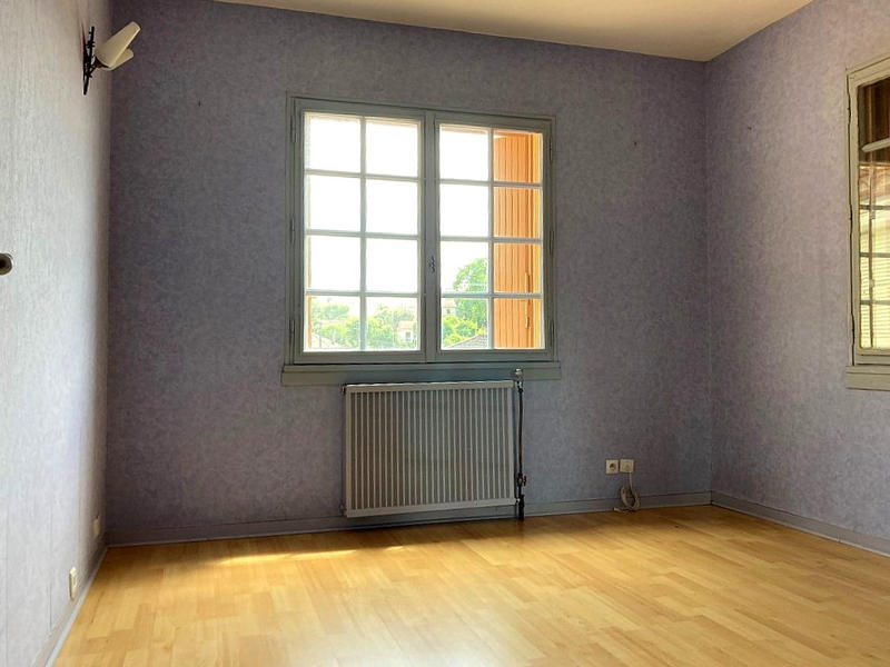 Maison - 165 m² - 8 pièces