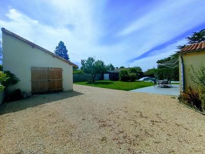 Maison - 164 m² - 6 pièces