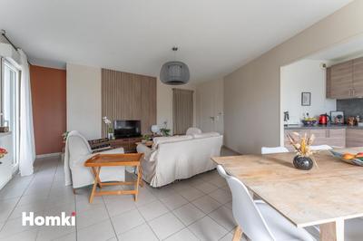 Appartement - 80 m² - 4 pièces