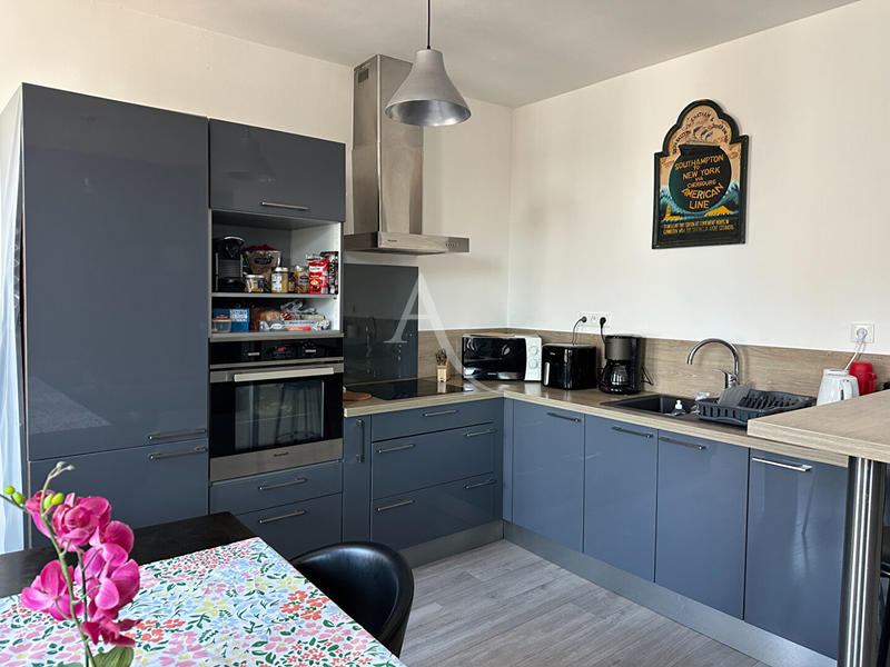 Appartement - 79 m² - 3 pièces