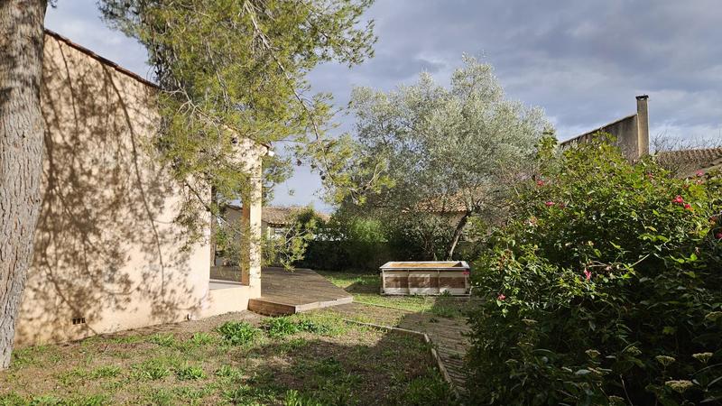 Villa - 90 m² - 4 pièces