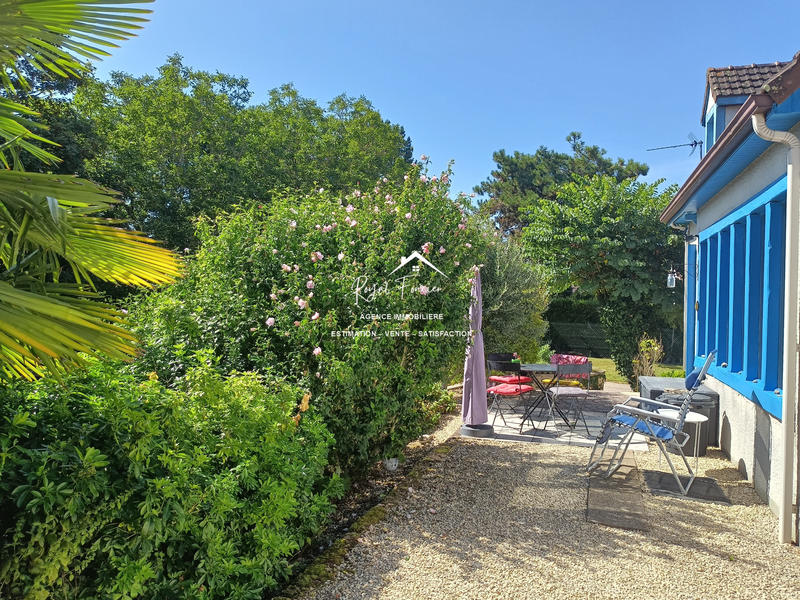 Maison traditionnelle - 244 m² - 8 pièces