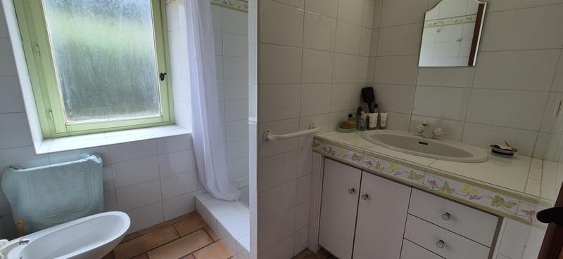 Maison - 248 m² - 8 pièces