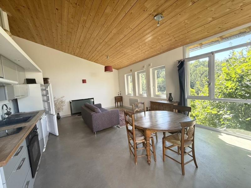 Maison - 187 m² - 6 pièces