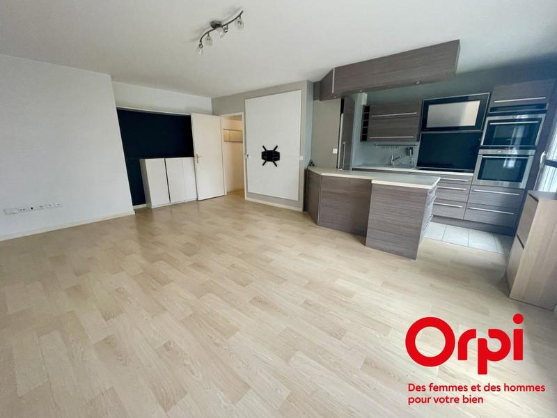 Appartement - 70 m² - 3 pièces