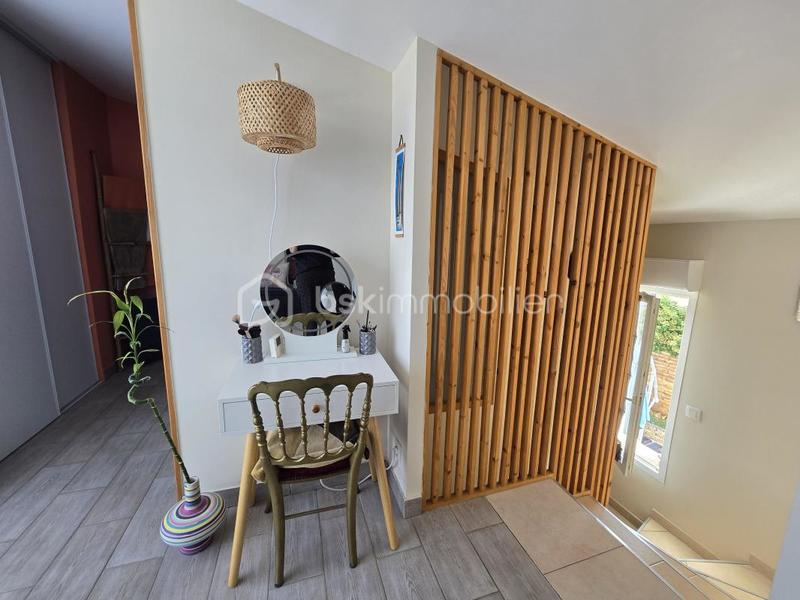 Maison traditionnelle - 167 m² - 6 pièces