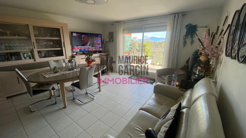 Appartement - 75 m² - 3 pièces