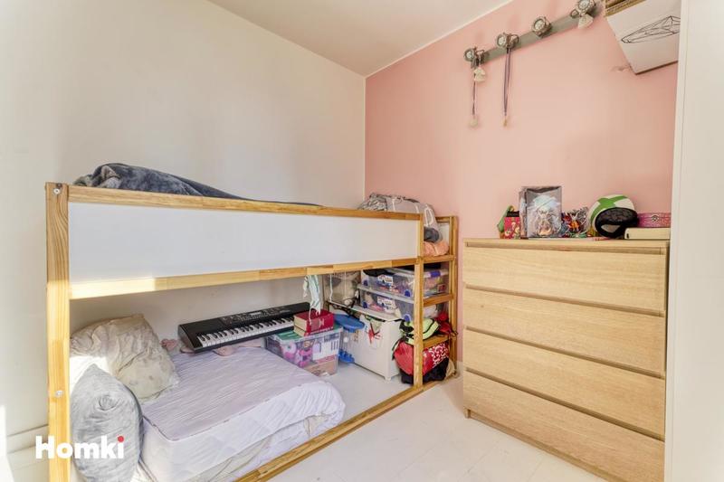 Appartement - 81 m² - 4 pièces