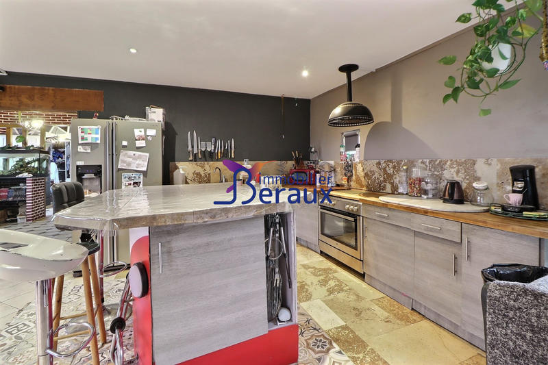 Maison - 160 m² - 7 pièces