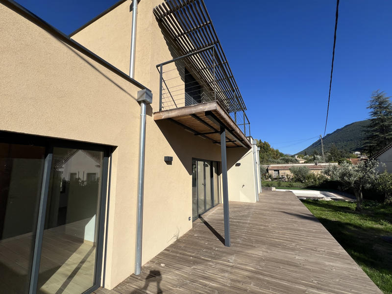 Maison - 145 m² - 5 pièces