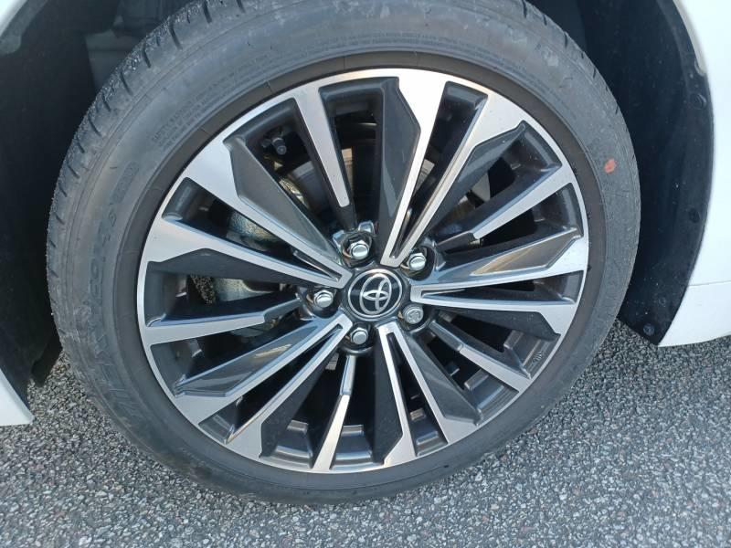 Toyota Corolla Touring Sports Hybride 196ch Design