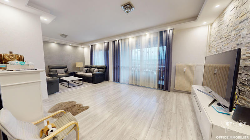 Appartement - 104 m² - 4 pièces