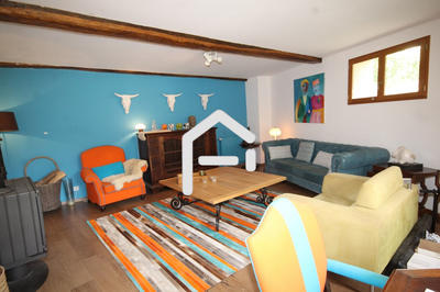 Corps de ferme - 300 m² - 8 pièces