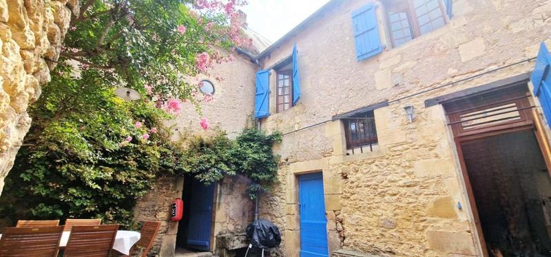 Demeure - 166 m² - 8 pièces