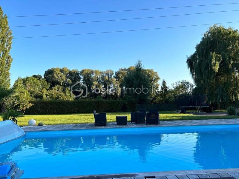 Villa - 280 m² - 7 pièces