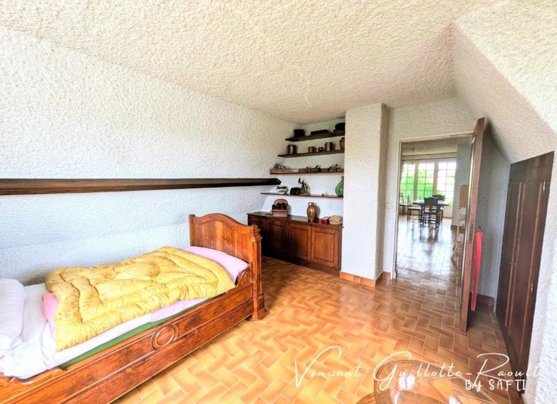 Maison de maîtres - 239 m² - 9 pièces