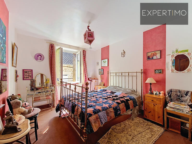 Maison de village - 95 m² - 5 pièces