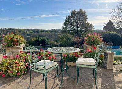 Maison - 199 m² - 7 pièces