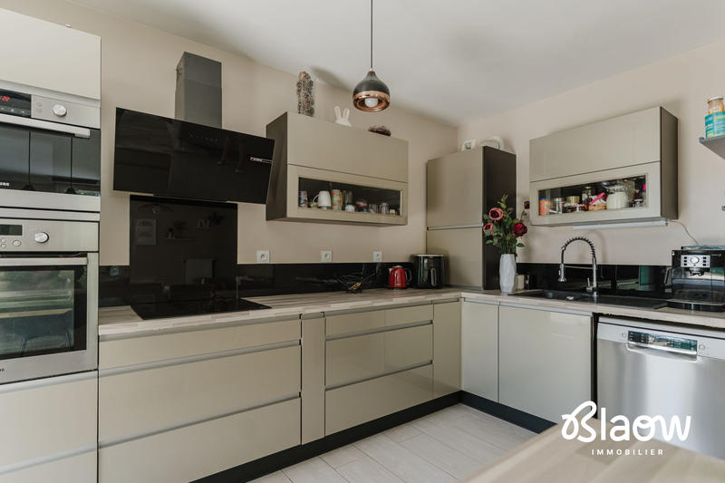 Appartement - 83 m² - 4 pièces