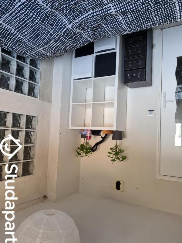 Chambre - 8 m² - 1 pièce