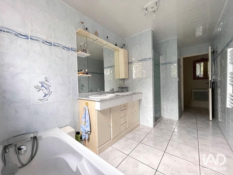 Maison - 98 m² - 4 pièces