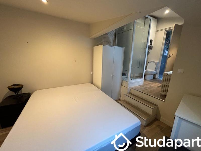 Chambre - 10 m² - 1 pièce